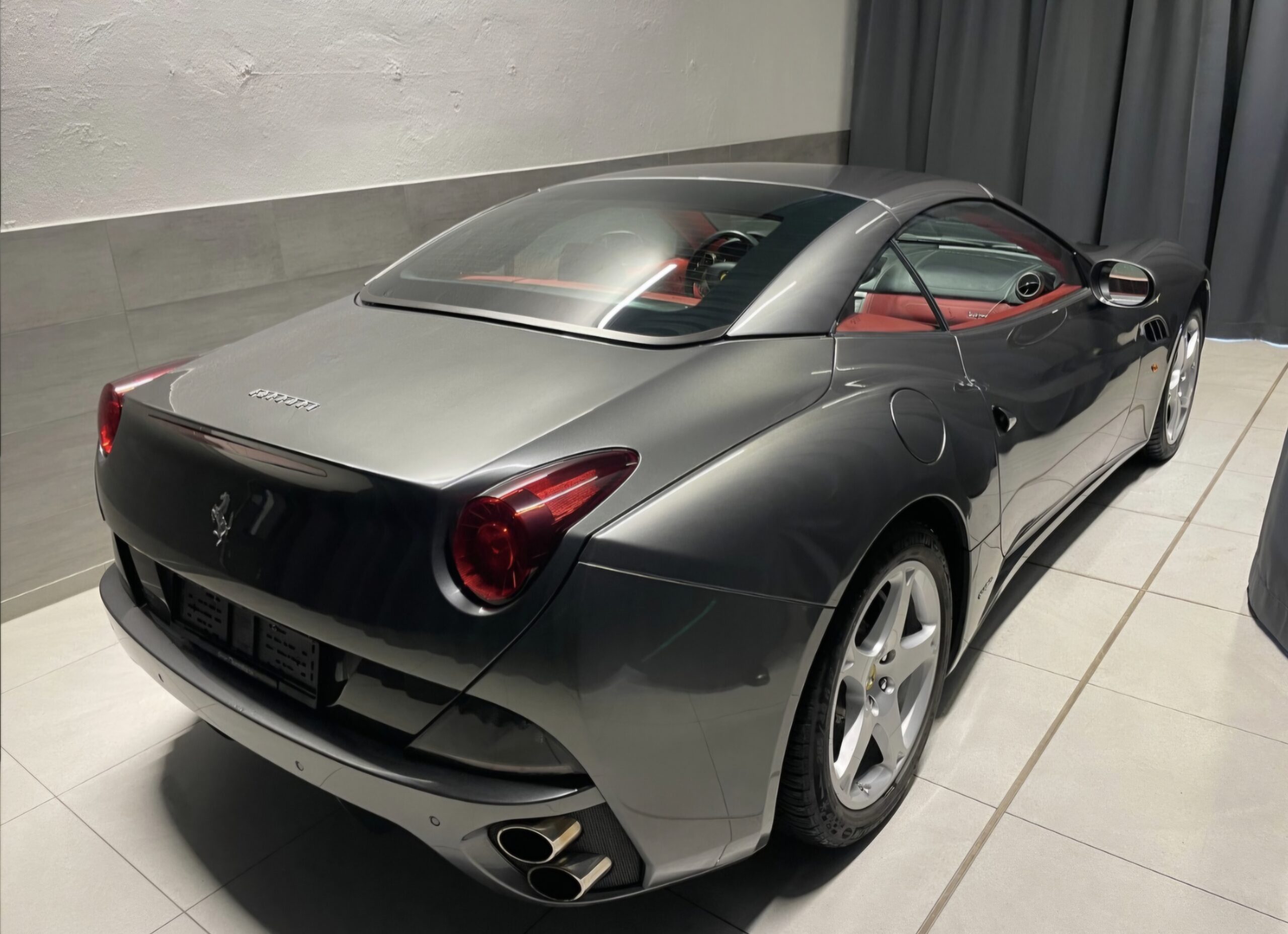 FERRARI CALIFORNIA