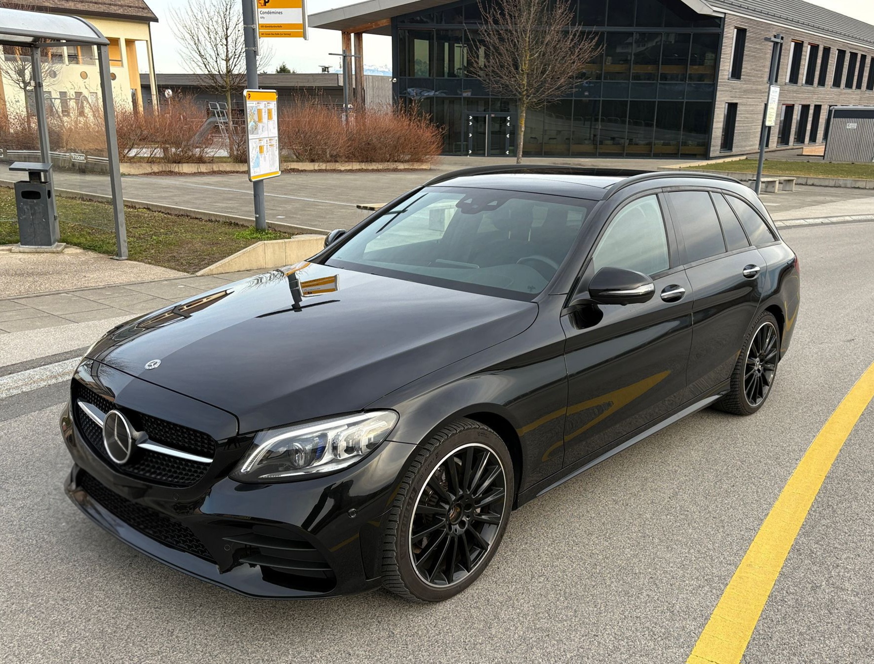 MERCEDES-BENZ C 220
